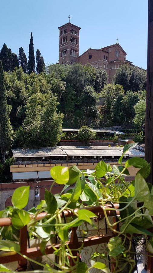 Le Tre Sorelle A Testaccio Couette-café